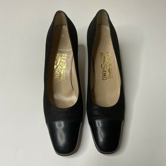 Salvatore Ferragamo Pumps Sz 7.5 AA Square Toe - Picture 2 of 8